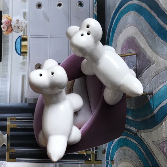 Little white Balloon Dog Salt + Pepper Shakers EUC whimsical - Picture 3 of 16